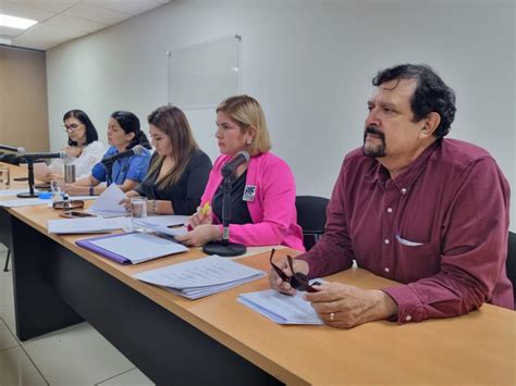 Determina Comisión de Protocolo que 17 iniciativas sigan su proceso