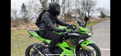 2023 Ninja 400 KRT Edition : r/Ninja400