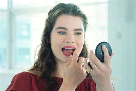 How To Apply Lipstick Like A Pro Step By Step Video And Tips