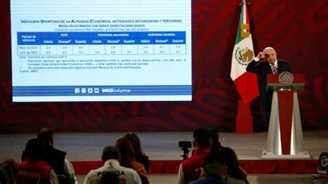 Celebra AMLO crecimiento económico de 4 anual en junio