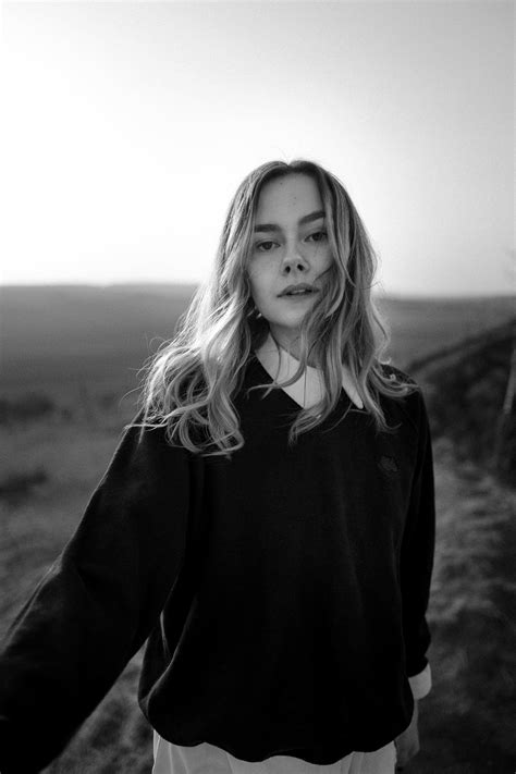 MARYYY on Behance