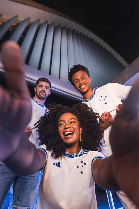 CRUZEIRO lança NOVA CAMISA para temporada 2024 inspirada na IGREJA DA