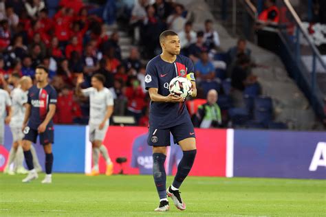 Football Kylian Mbappé Ne Souhaite Pas Rester Plus Dun An Au Psg