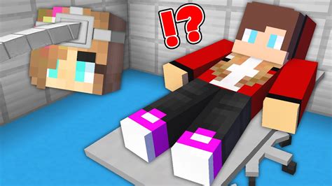 Who Shapeshift MAIZEN Into GIRL Funny Story In Minecraft JJ Mikey