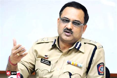 Senior Ips Officer Vivek Phansalkar Takes Charge As New Police