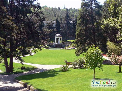 Никитский ботанический сад в Крыму