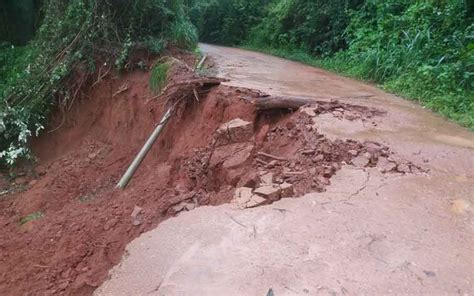 Queda De Barranco Deixa Ilhados Moradores Na Zona Rural Tribuna De