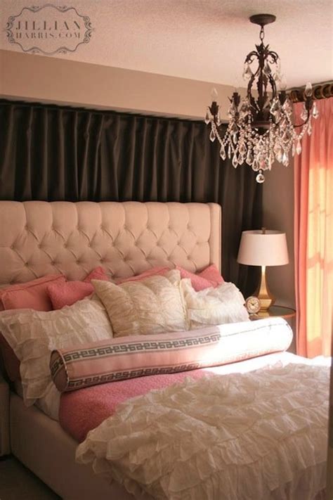 Grown Up Adult Pink Bedroom White Tufted Bed Love How Comfortable And Warm The Bed Looks