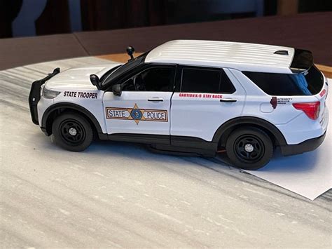 124 Illinois State Police K9 New 2022 Ford Explorer Diecast Etsy