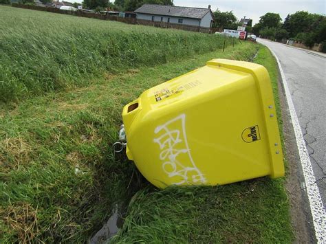 fotogalerie bourky na jihu cech    pisecky denik