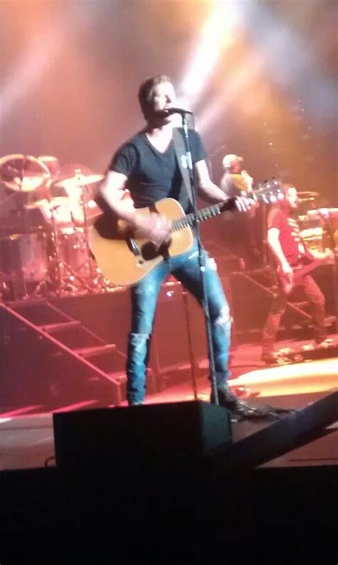 Dierks Bentley | Dierks bentley, Concert, Bentley