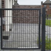 PVC Coated wire mesh fence gate - Hebei Secure-Nett Fence Facility Co ...