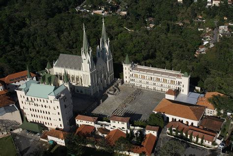 Bas Lica Do Ros Rio Chama A Aten O Em Caieiras Qual Viagem