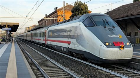 Treno Intercity 612 Lecce Milano Centrale In Partenza Da Cesena YouTube