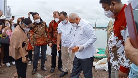 Gubernur Kaltim Resmikan Proyek Pembangunan Tangki Timbun Dan Terminal