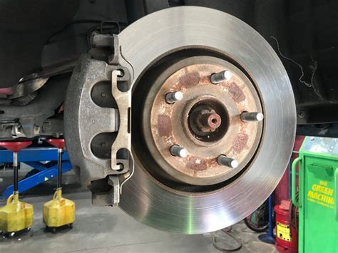 Squeaky Brakes What Causes Them