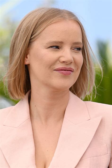 Joanna Kulig Bryluje Na Festiwalu W Cannes W Doborowym Towarzystwie