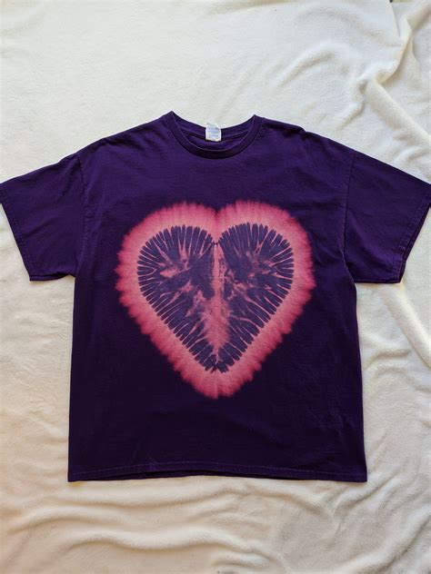 Adult Unisex Xl Purple Reverse Heart Tie Dye T Shirt Etsy