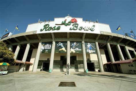 Rose Bowl Seating Ucla Football Cabinets Matttroy