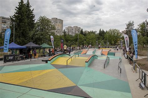 Откриха в Стара Загора най-новия и модерен скейт парк в страната