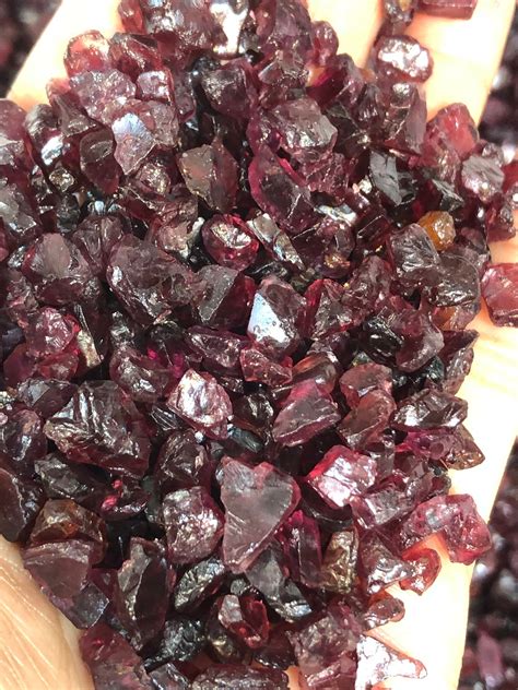 Natural Red Garnet Crystal Mineral Specimen Quartz Crystal Etsy