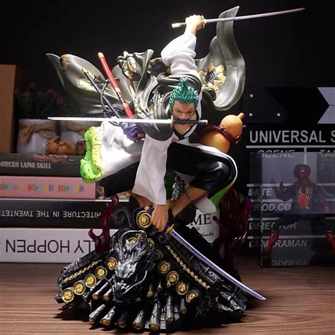 Action Figure Roronoa Zoro Kimono Figura Três Espadas Combate Efeitos