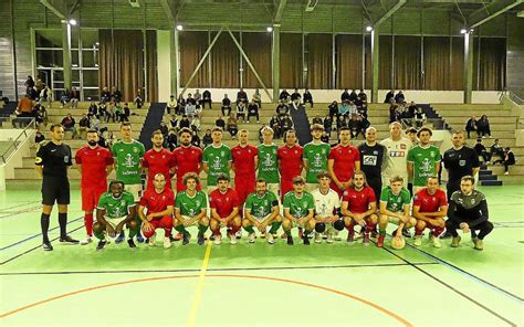 La Gsi Pontivy Remporte Le Derby De Futsal Contre La Saint Colomban