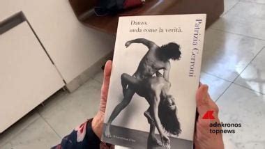 La Danzatrice E Coreografa Patrizia Cerroni Presenta Il Suo Danzo