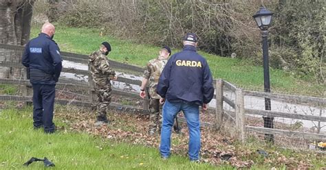 Armed Gardai Arrest Four And Seize Drugs And Weapons In Major Operation