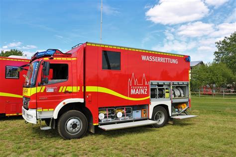 Neuer BF Mainz Mercedes Benz Atego GW Wasserrettung Florian Mainz 2 58