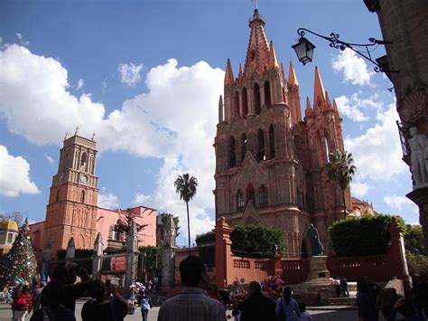 Bypass Mexico’s Beach Resorts And Head Inland—To San Miguel de Allende ...