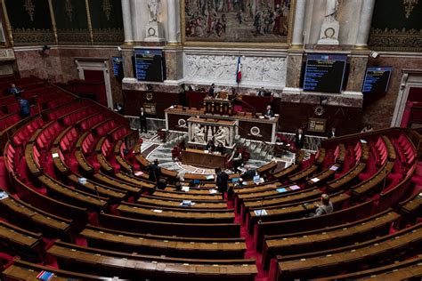 Nucléaire Le Sénat Boucle Lexamen Dun Texte Et élargit Sa Portée