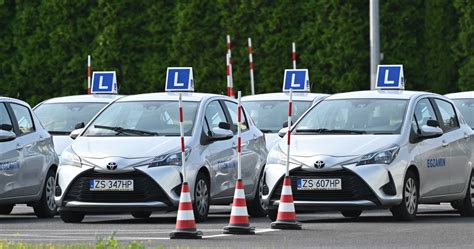 Rozszerza się protest egzaminatorów Odwoływane egzaminy na prawo jazdy