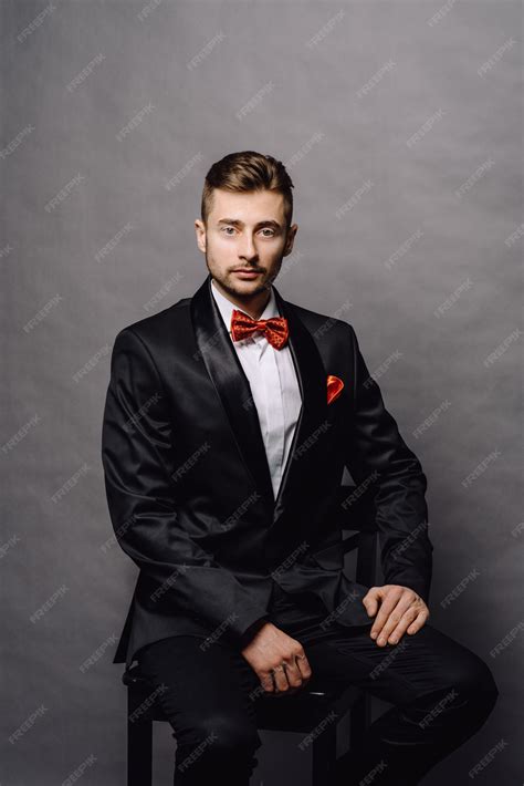 Ideas Para Vestir Traje Negro Con Camisa Negra
