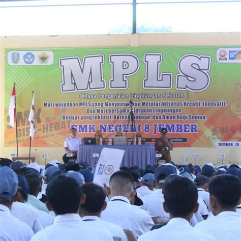SMKN 8 JEMBER – SMK Negeri 8 Jember! Bisa dan Hebat