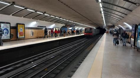 Linha Azul Do Metro De Lisboa Encerrada Na P Scoa Away Magazine