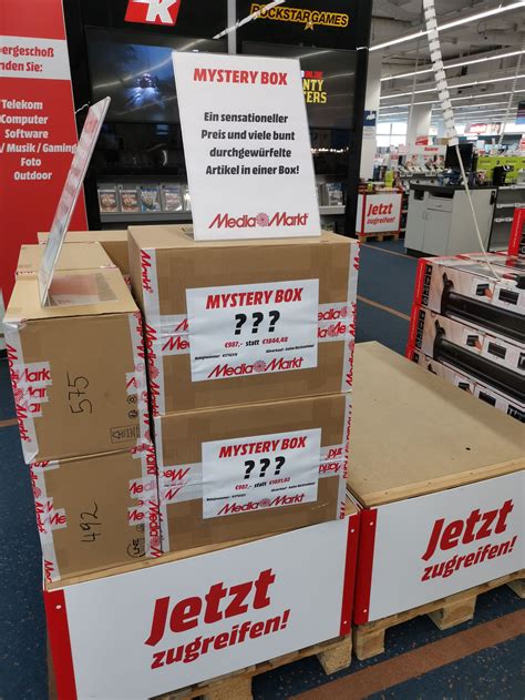 Mystery Boxen im Media Markt Das skurrile Geschäft mit teuren