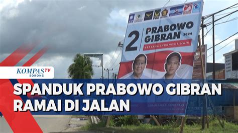 Video Kunjungan Presiden Jokowi Ke Sorong Spanduk Prabowo Gibran Ramai