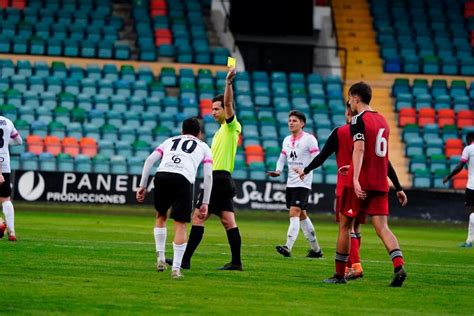 Pinchazo Del Salamanca Uds Ante El Filial Del Mirand S Antes De Recibir