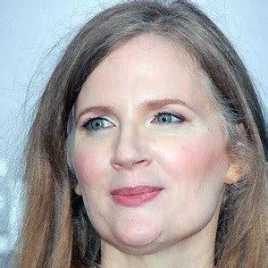 Suzanne Collins - Bio, Facts, Family | Famous Birthdays