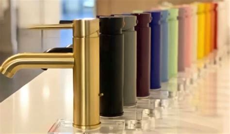 Which Side Is Hot And Cold On A Faucet Decoding The Mystery Faucet Fam