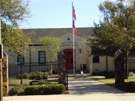 Roberts Elementary - Houston School Survey