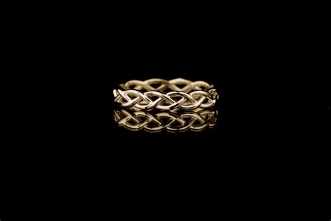 14kt Yellow Gold Eternity Celtic Knot Wedding Ring