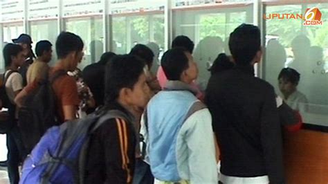 Stasiun Senen Mulai Dibanjiri Pemudik News Liputan