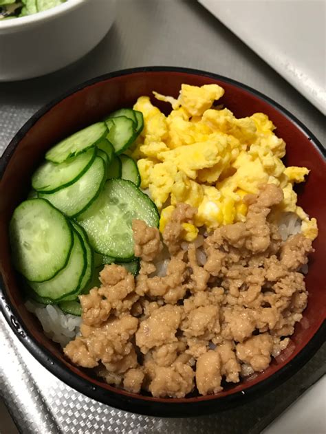 鶏そぼろ3色丼 By クックprhmll 【クックパッド】 簡単おいしいみんなのレシピが394万品