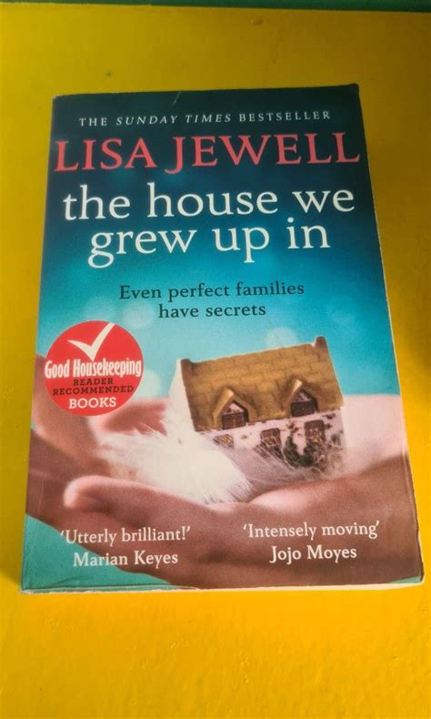 Lisa Jewell The House We Grew Up In, Hobbies & Toys, Books & Magazines ...