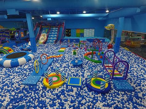 Life's A Beach At This Giant Indoor Ocean Playground In Indy