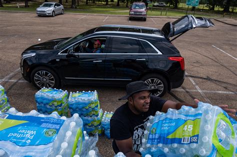 Tats Unis La Capitale Du Mississippi Priv E D Eau Depuis Une Semaine