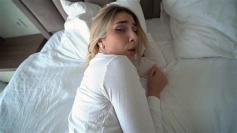 Wife Waking Up With Cock In Her Pussy Early In The Morning Cnn Amador