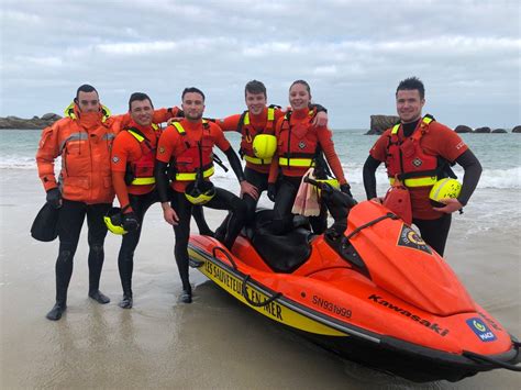 Tr Gastel Des Formations Pour Devenir Nageur Sauveteur De La Snsm